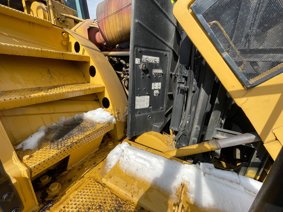 1999 CATERPILLAR 826G - Image 19